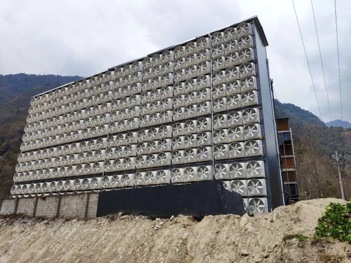 Exhaust Fan for a Bitcoin Mining Facility